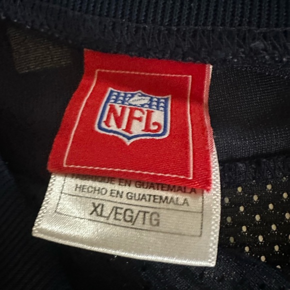 NFL Apparel TY LAW No. 24 NEW ENGLAND PATRIOTS Super Bowl XXXVIII (XL) Jersey - Picture 7 of 8